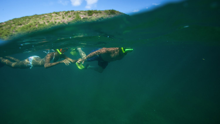SNORKELING AT DIEPPE BAY BEACH